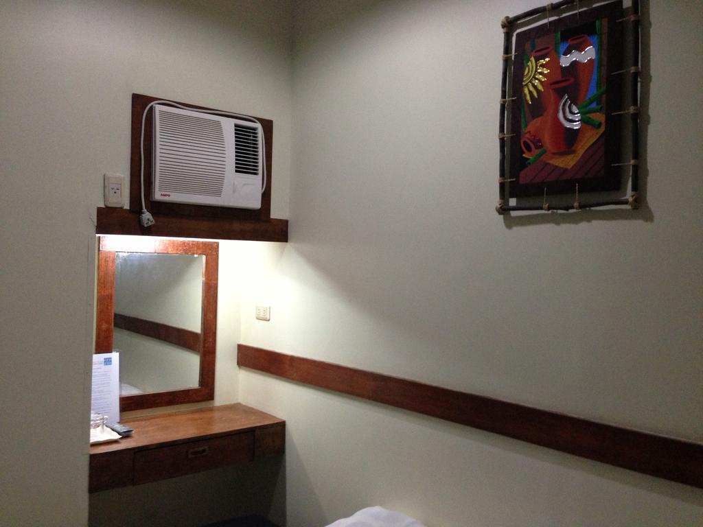 Qm Pension House Tagbilaran City Ngoại thất bức ảnh