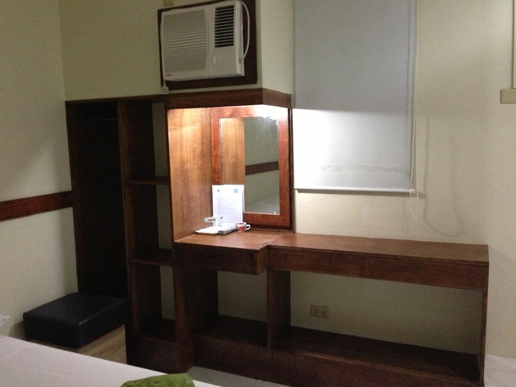 Qm Pension House Tagbilaran City Phòng bức ảnh