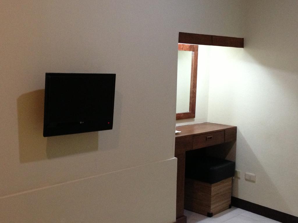 Qm Pension House Tagbilaran City Phòng bức ảnh